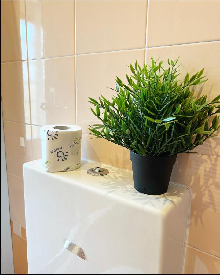 Dea Flora Apartment Roma Exterior foto